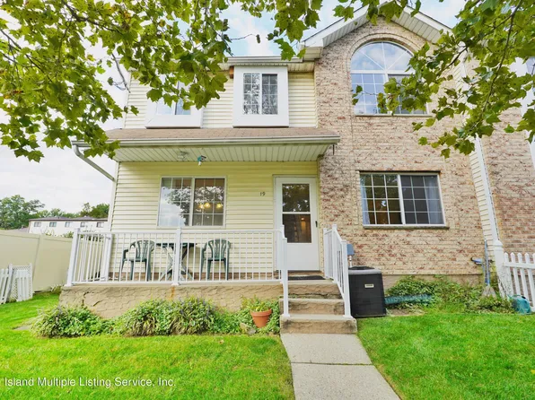 19 Dreyer Ave, Staten Island, NY 10314