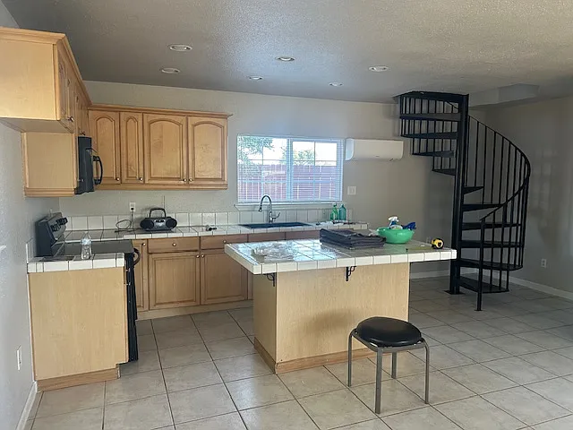 3339 E Service Rd — Photo 3