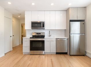 194 Hillside St #4, Roxbury Crossing, MA 02120