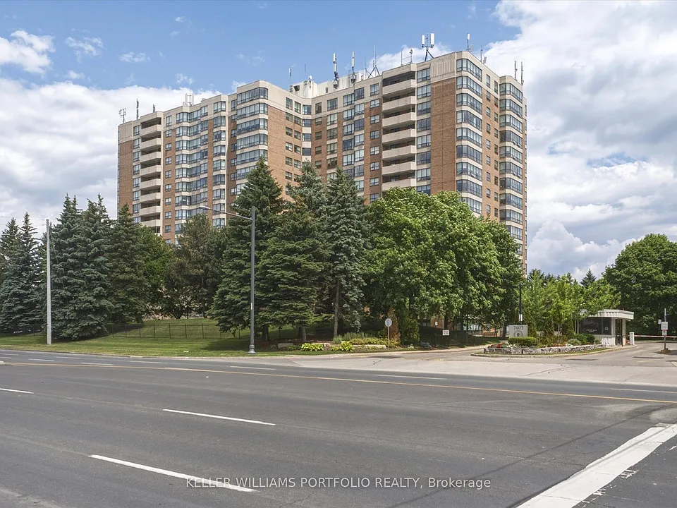 7601 Bathurst St #515
