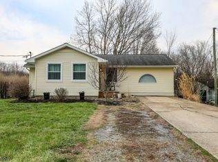 10676 Holcomb Rd, Newton Falls, OH 44444
