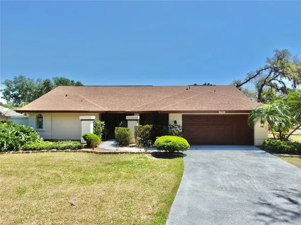 501 Sportsman Park Dr, Seffner, FL 33584