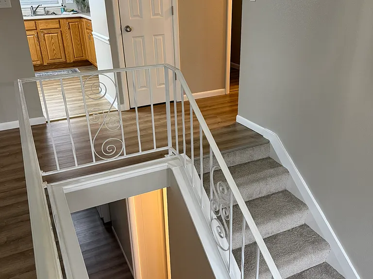1680 N Oakcrest Ave — Photo 3