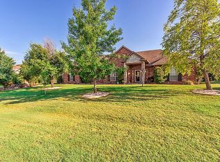 1513 SW 40th St, Moore, OK 73160