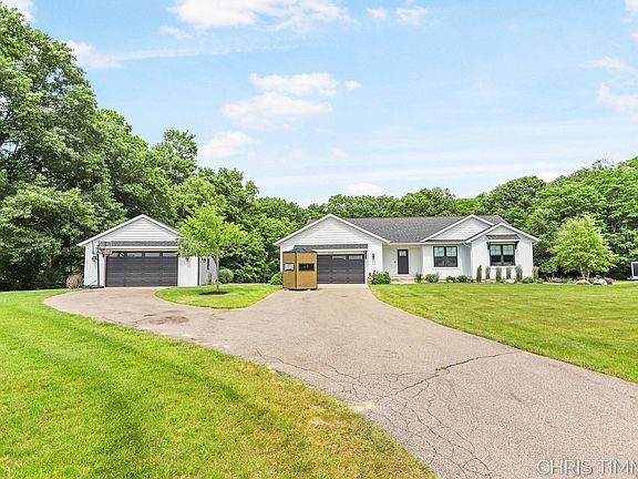 4th image of 2809 Cottontail Ct