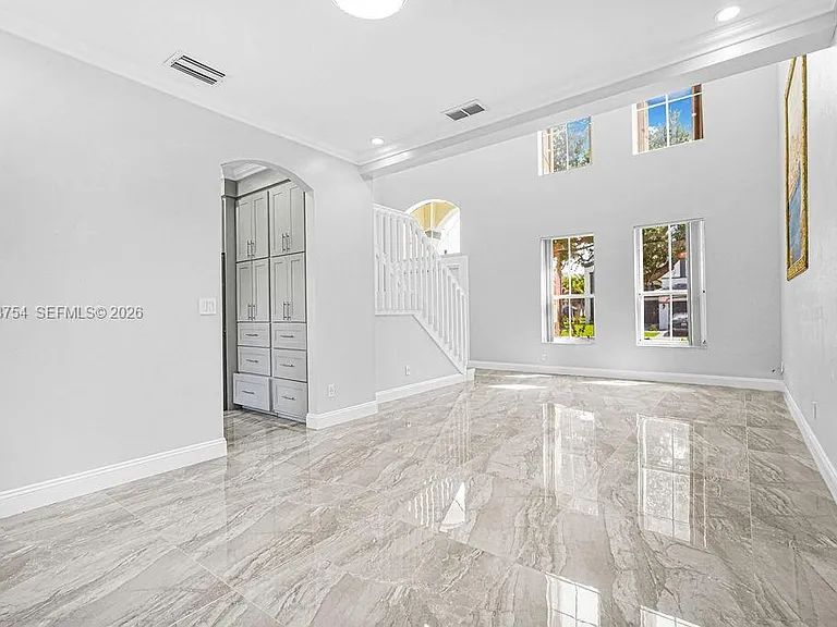 1623 E Harmony Lake Cir — Photo 12