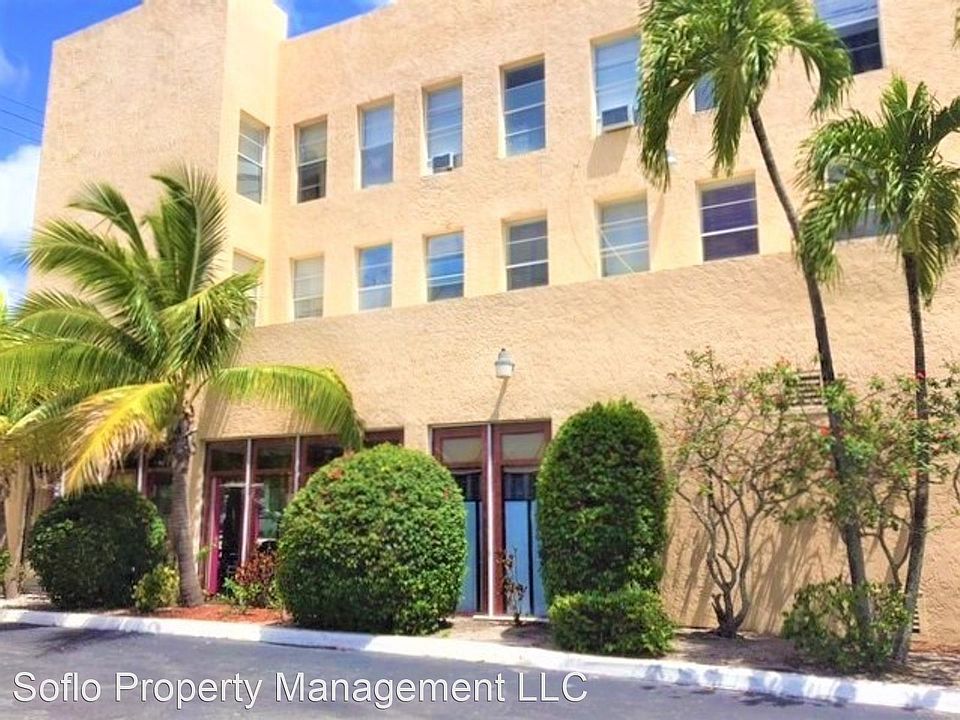 1st image of 2716 S Dixie Hwy APT 302
