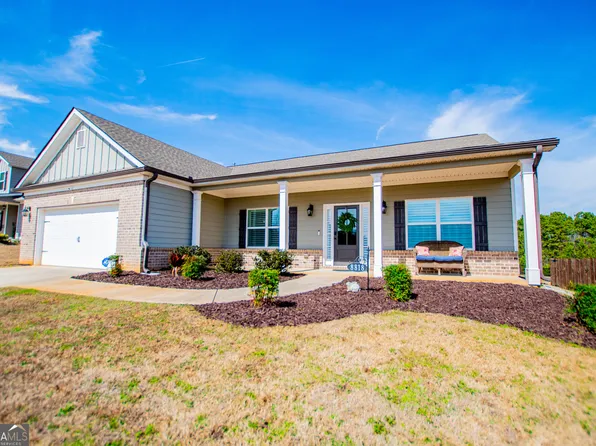 8818 Saint Andrews Pkwy, Winston, GA 30187