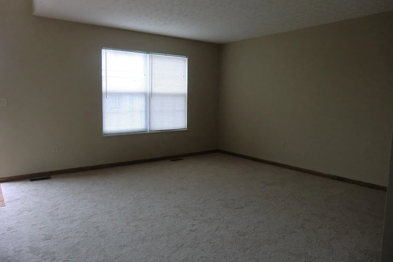 2 bed, 1.5 bath, 1280 sqft, $1,475 — Photo 4