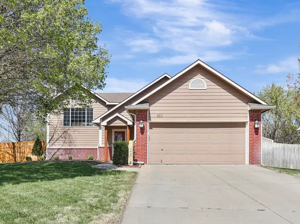410 Streamside Ct, Clearwater, KS 67026