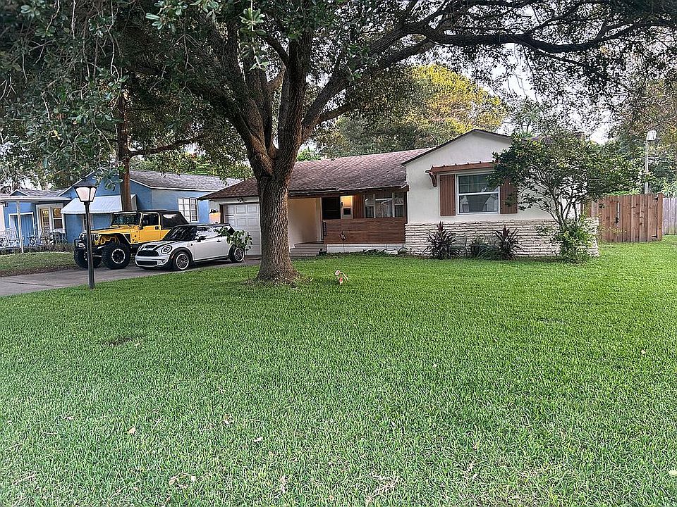 1st image of 1929 25th Ave N
