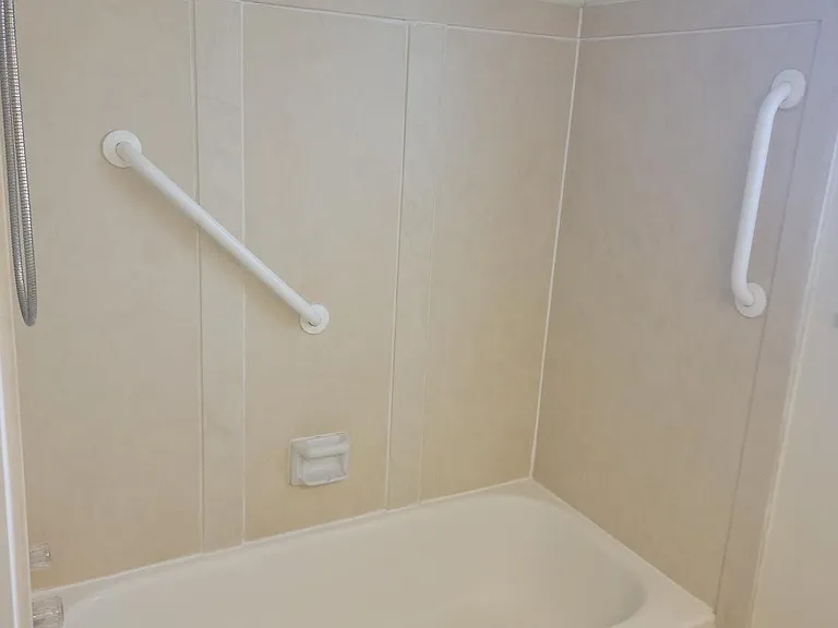 656 E Larchwood Dr — Photo 6