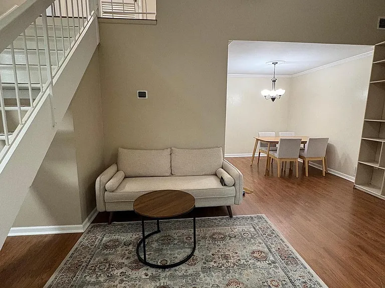 224 Willow Ter — Photo 26