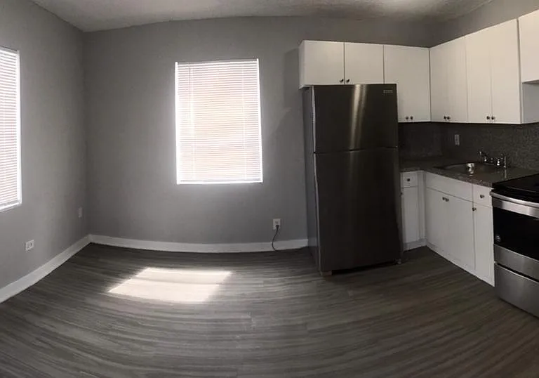 5300 NW 26th Ave #21 — Photo 4