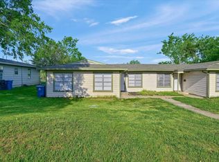 31 Macarthur Dr APT A, Denison, TX 75020