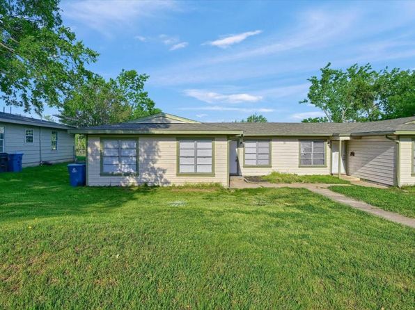31 Macarthur Dr APT A, Denison, TX 75020