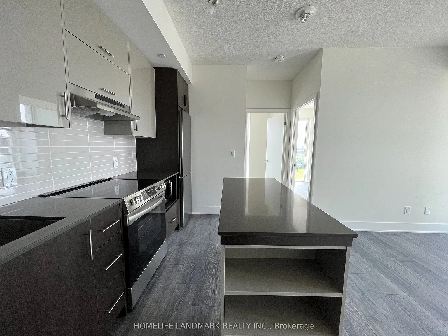2 bed, $2,500 — Photo 2