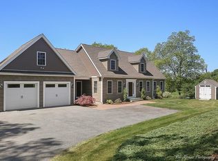 22 Kimball Rd, West Newbury, MA 01985