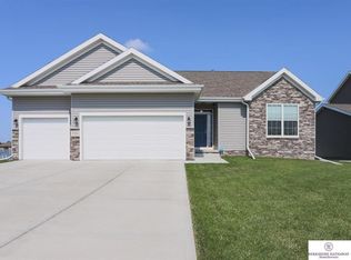 12206 S 212th St, Gretna, NE 68028