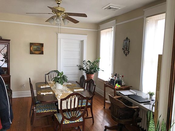 4th image of 304 N Stafford Ave #A