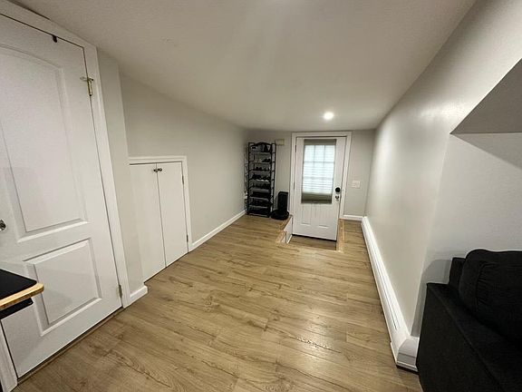 4th image of 831 Roosevelt Ave Floor 2