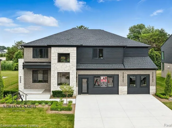 50964 Mistwood Dr, Macomb, MI 48042
