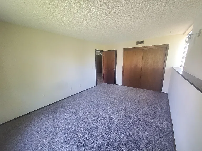 3146 Lakeside Dr #101 — Photo 4