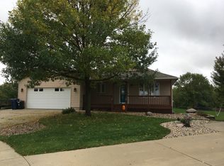 904 E Keystone Cir, Brandon, SD 57005