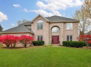 26W448 Birkdale Ct, Winfield, IL 60190