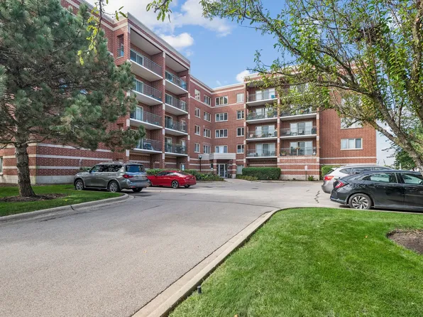 4160 N Natchez Ave APT 307, Chicago, IL 60634