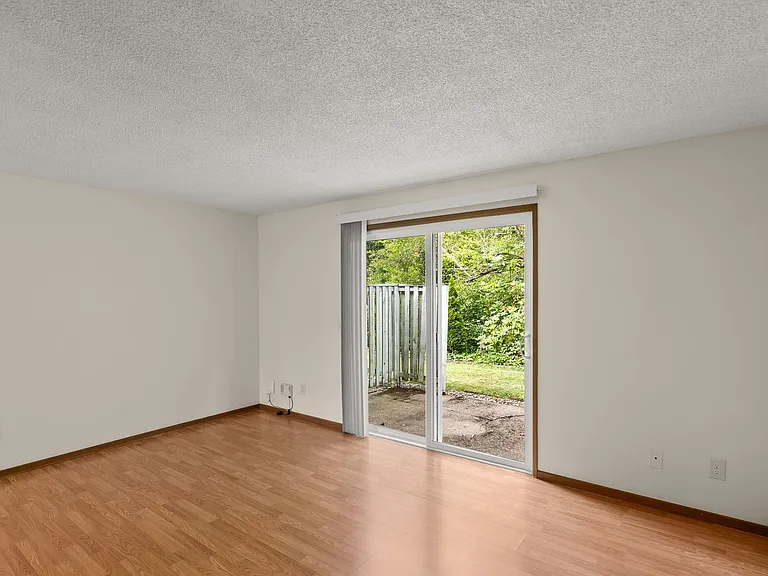 17144 SW Alexander St — Photo 14