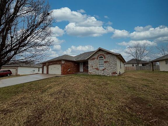 2nd image of 5704 S Vicksburg Battle Court