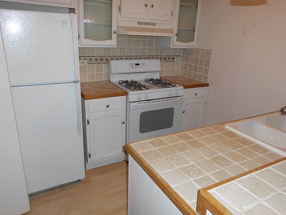 5th image of 41 E Janata Blvd APT 2A