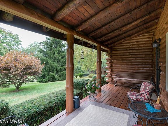 Covered Porch-enjoy nature