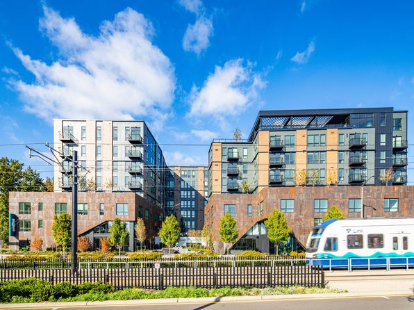 13238 NE Spring Blvd #511