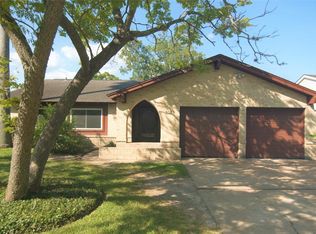 9570 Ravensworth Dr, Houston, TX 77031