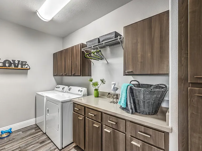 Parkway Townhomes — Photo 13