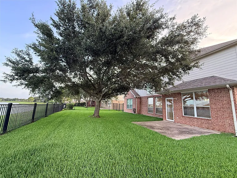 2144 Brittany Colony Dr — Photo 39