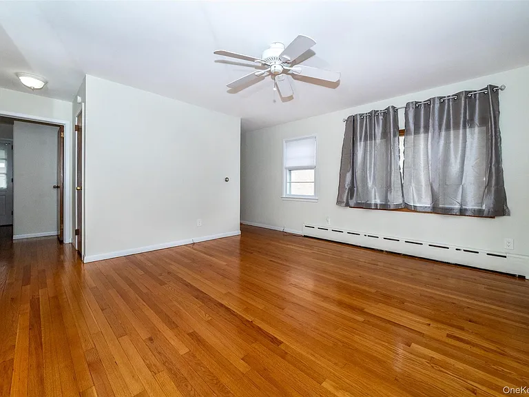 10 Pell Pl — Photo 7
