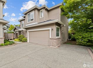 15915 NE 95th Way #15, Redmond, WA