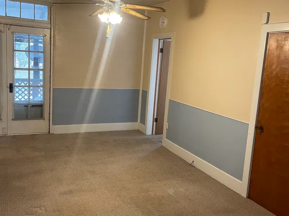 306 W 2nd St #3, Annawan, IL 61234