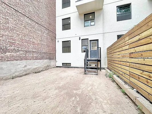 Rented by MADEHOME | media 18