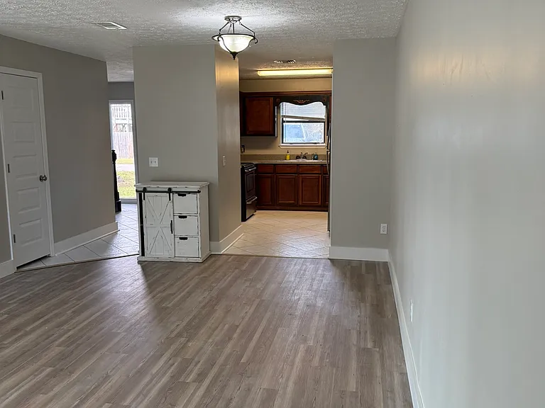 6221 Hibiscus Ave — Photo 27