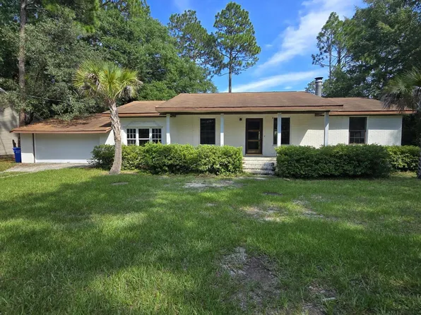 139 Charter Dr, Wilmington, NC 28403