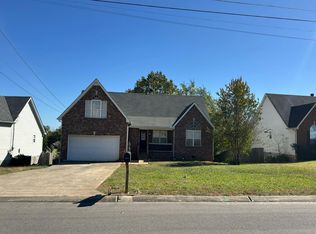 427 Dellwood Dr, Smyrna, TN 37167