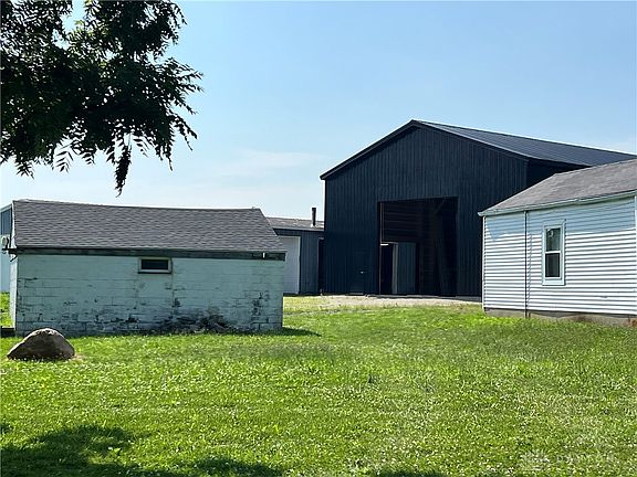 2nd image of 7396 Pleasant Plain Rd