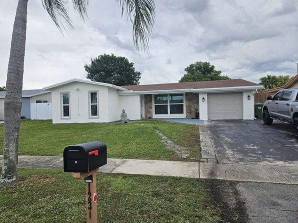 1231 NW 89th Ter, Pembroke Pines, FL 33024