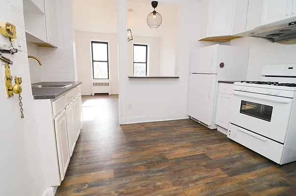 Rented by One Eleven Residential, Inc. | media 6