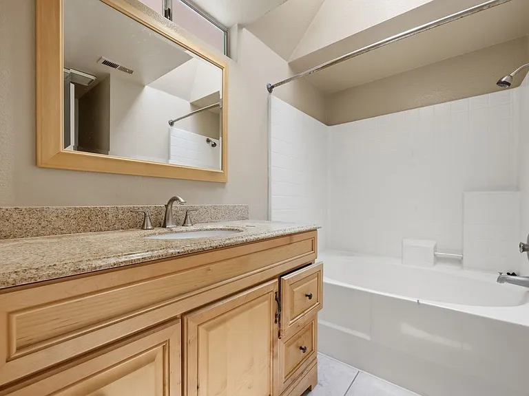 11920 Avenida Marcella — Photo 13