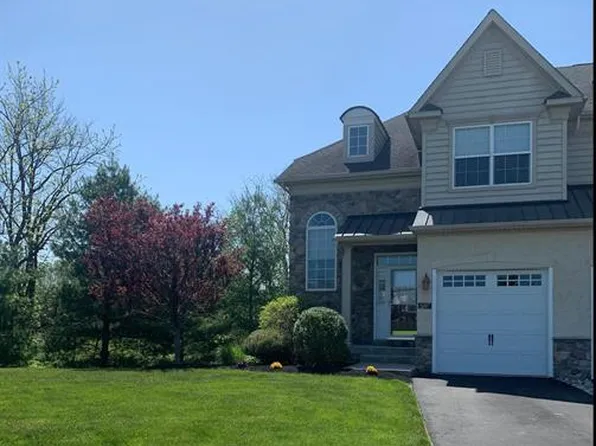 3207 Meadow Vw #168, Furlong, PA 18925